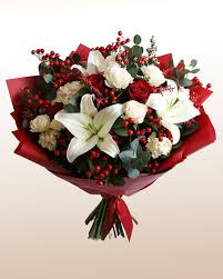 Envio y venta de flores ,rosas, plantas,arreglos florales ,regalos y desayunos a domicilio con delivery gratis en la Ciudad Autonoma de Buenos Aires y con costo de env�o en localidades del Gran Buenos Aires asi como delivery de flores y plantas a trav�s de florerias asociadas en todas las provincias de la Argentina, Buenos Aires, la Pampa, Tucuman, La Rioja, R�o Negro, Entre Rios, Corrientes, Misiones, Neuquen, Chubut, Tierra del Fuego, Santa Cruz, San Luis, Mendoza, Cordoba, Jujuy, Formosa, Santiago del Estero, Salta, Chaco, Catamarca ,San Juan, y ademas realizamos el delivery de flores ,coronas,palmas , plantas y regalos a todas las ciudades de Argentina, Mar del Plata, C�rdoba, Buenos Aires, con cargo en Santa Rosa, La Plata, Bella Vista, Neuquen, Pilar, Paran�, Posadas, Resistencia, Cipolleti y mas de 300 ciudades y localidades en todo el territorio de nuestro pa�s, asi como tambien tenemos la posibilidad de enviar flores a casi todo el mundo en cuestion de horas